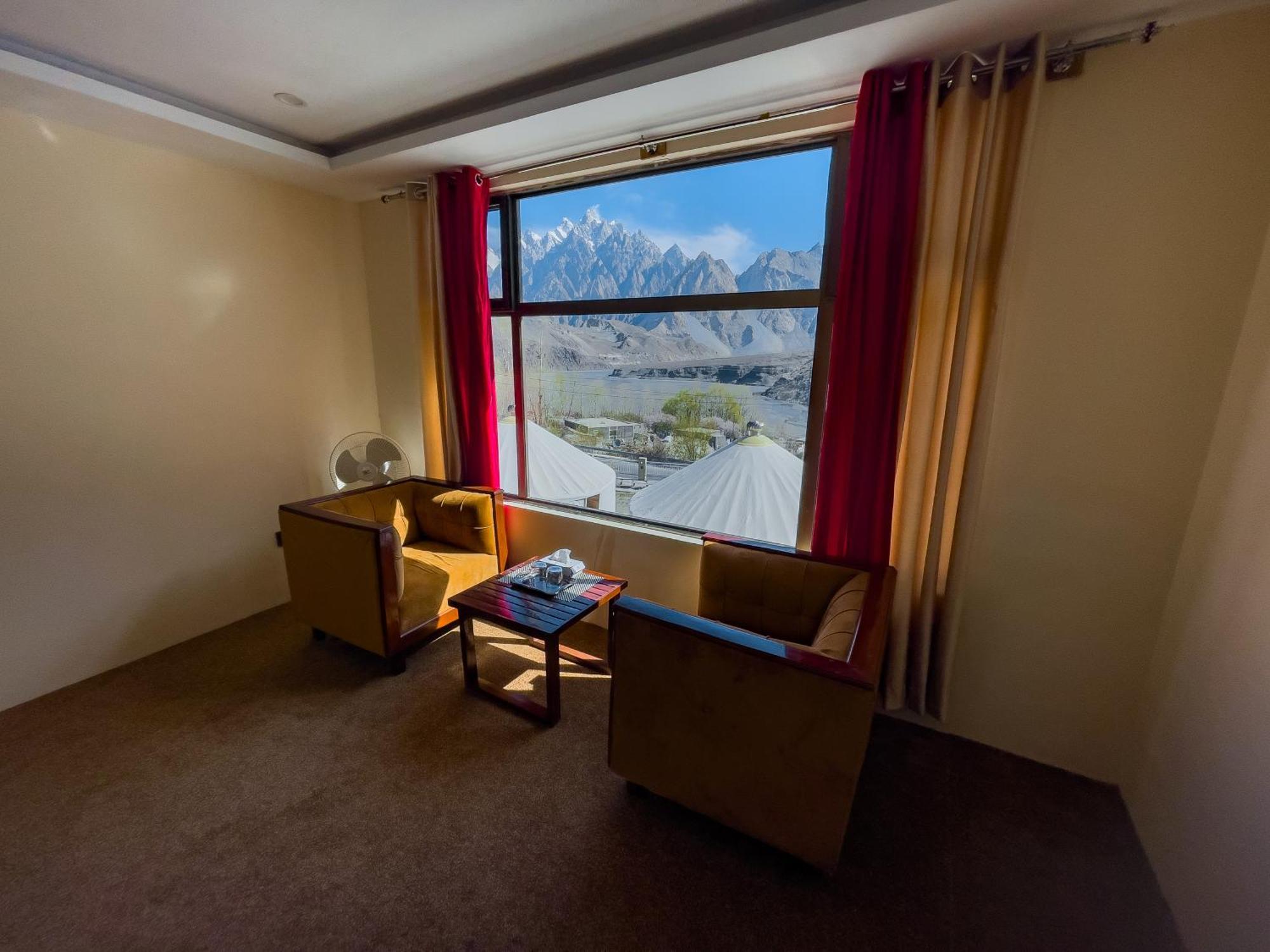 Apex Hotels And Resorts Hussaini Karimabad  Exterior foto